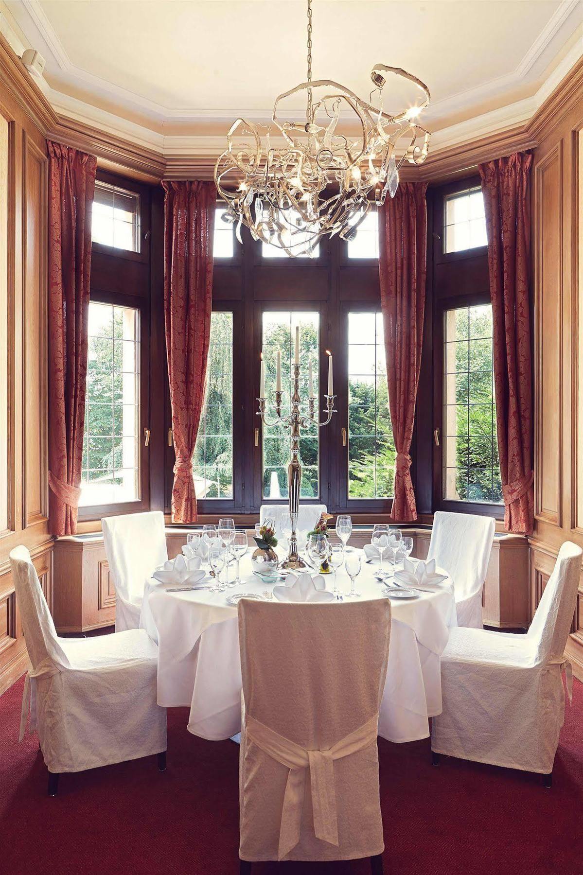 Schlosshotel Rettershof Kelkheim Buitenkant foto